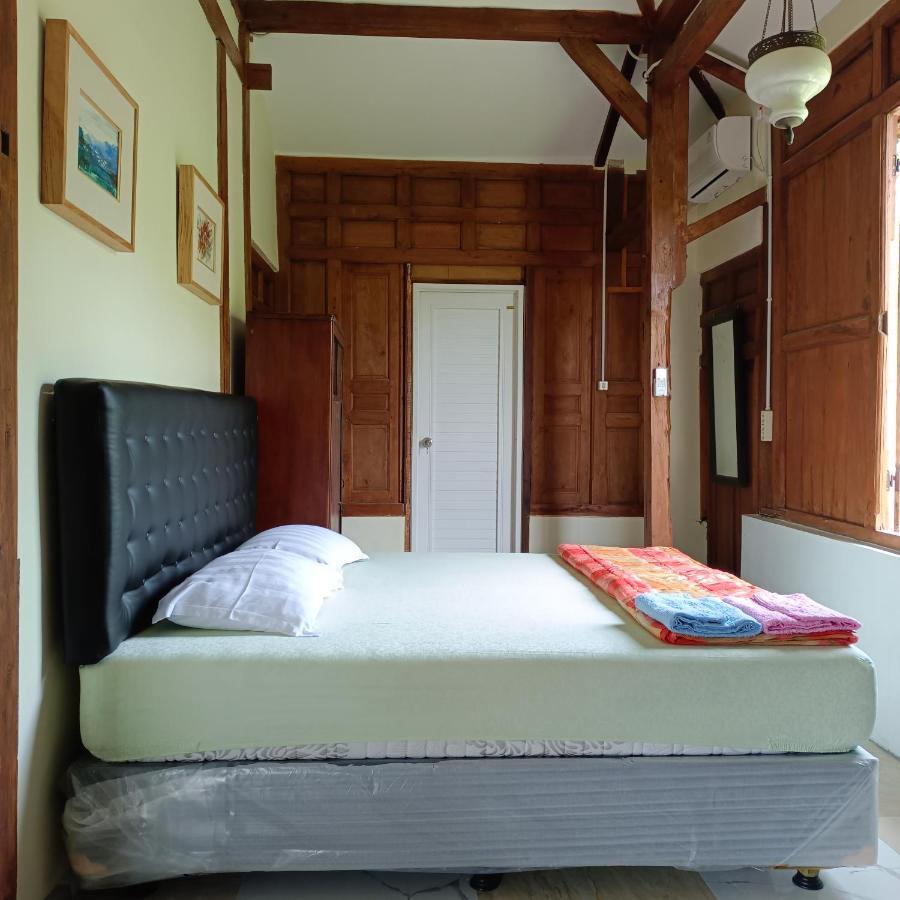 Omah Singo Stay & Resto Yogyakarta Bantul Exterior photo